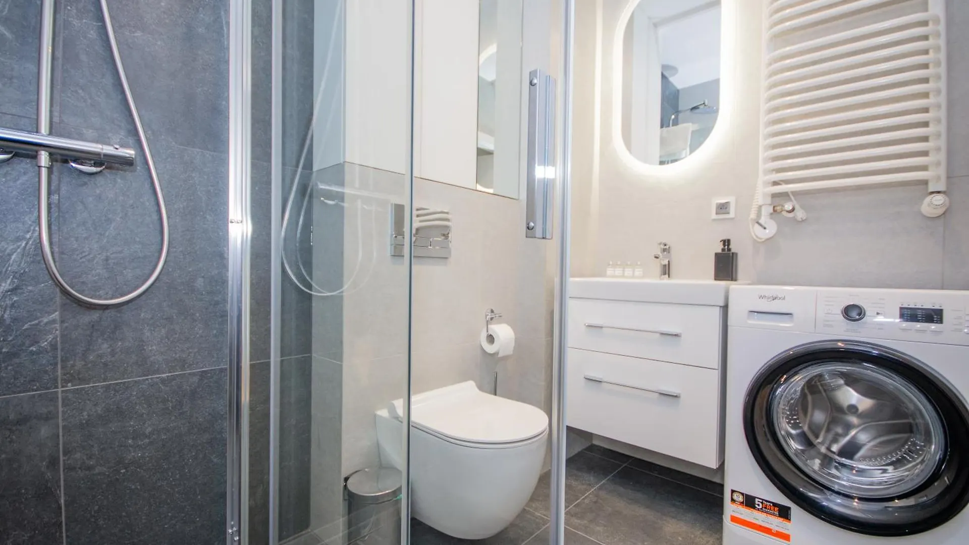 Inpoint Tauron Arena Apartment With Free Parking - Lema St 17 Kraków